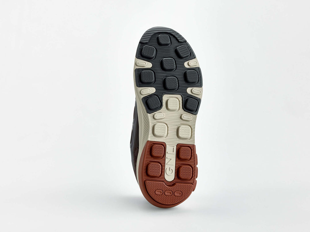 GNL Easy Walk – lightweight all-day walking sneaker with patented 360°WALK cushioning for urban explorers.