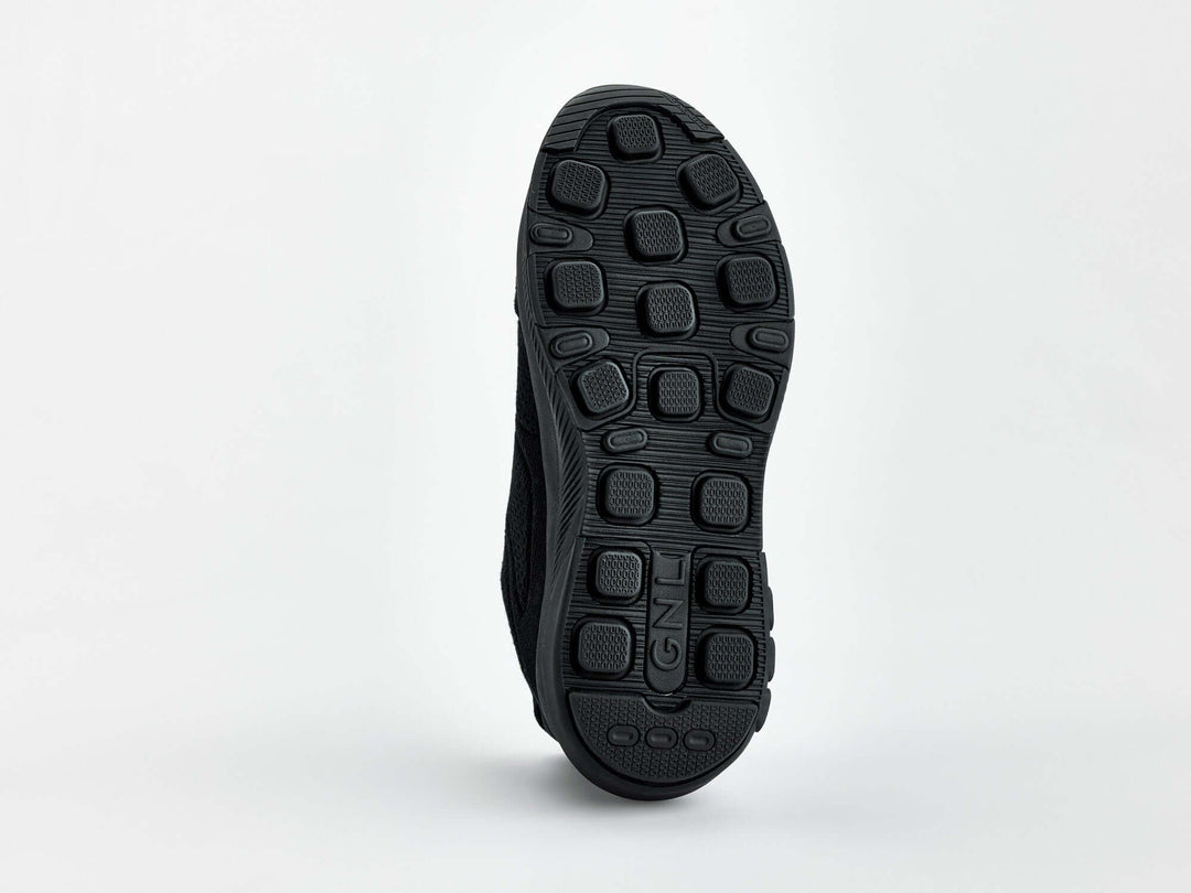GNL Fast Walk – dynamic walking sneaker designed for speed and comfort with advanced 360°WALK cushioning and sleek profile.