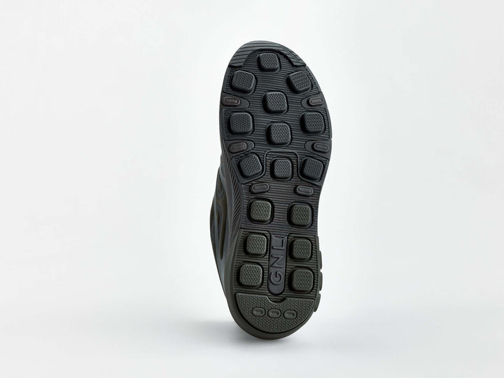 GNL Track Walk – high-performance walking shoe with recycled 3D-mesh, enhanced stability, and 360°WALK sole for all-terrain routes.