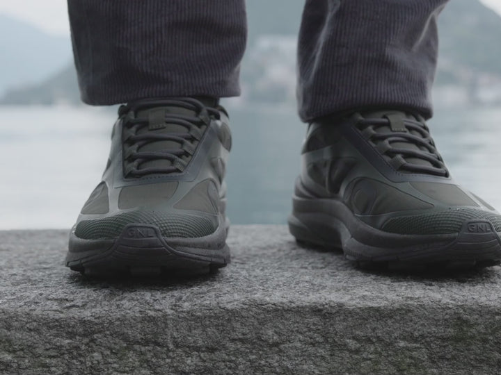 GNL Track Walk – high-performance walking shoe with recycled 3D-mesh, enhanced stability, and 360°WALK sole for all-terrain routes.