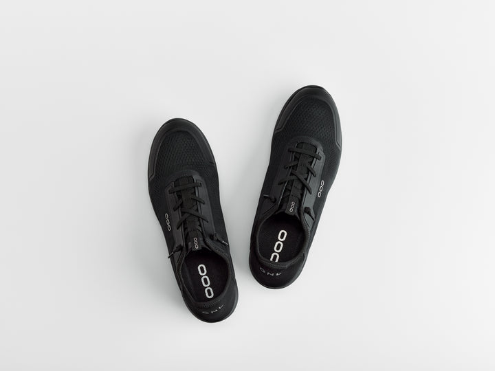 Shore Walk Black