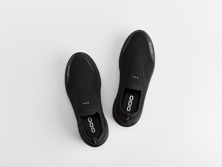 GNL Moon Walk Black lightweight everyday shoe top view